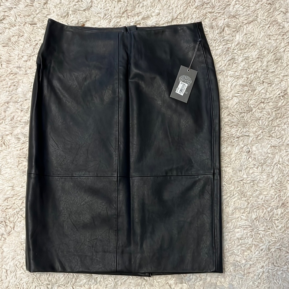 Vince Camuto NWT faux leather pencil skirt